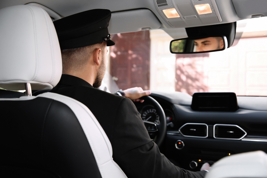 10 Things to Know Before Booking Out of State Transportation Services