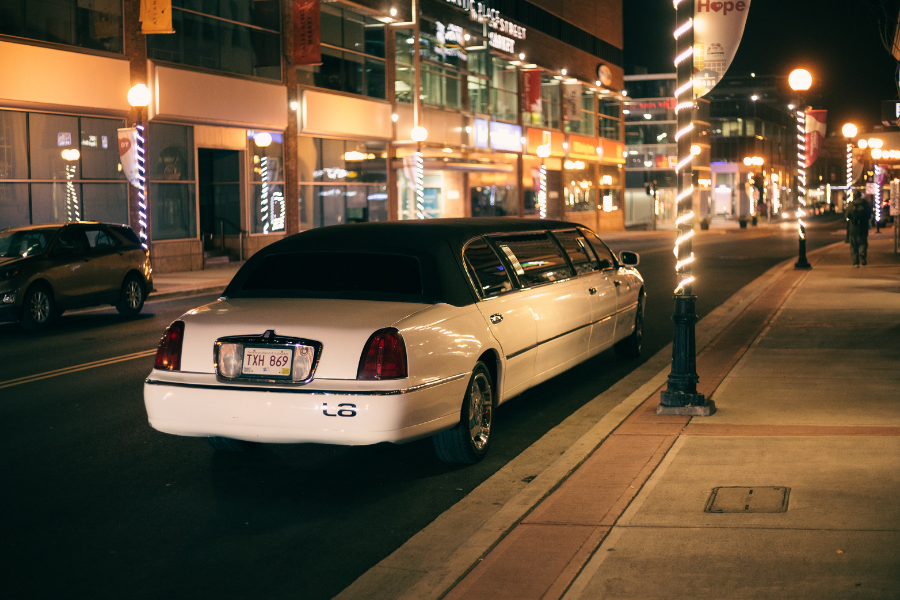 Limousine Service Washington DC Booking Tips for First Time Customers